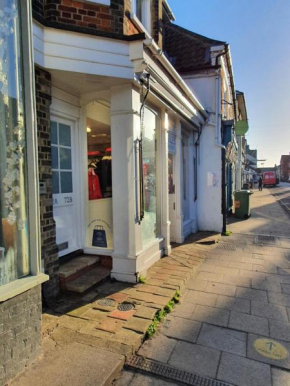 72a High Street